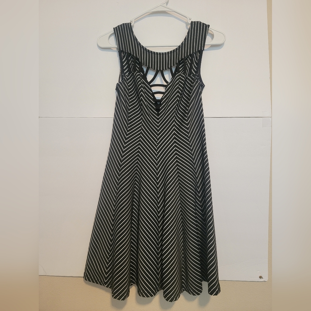 LOVE CULTURES Dresses Black/Ivory Size,M